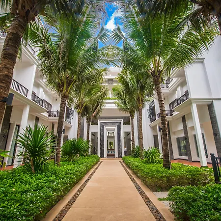 Lotus Blanc Resort