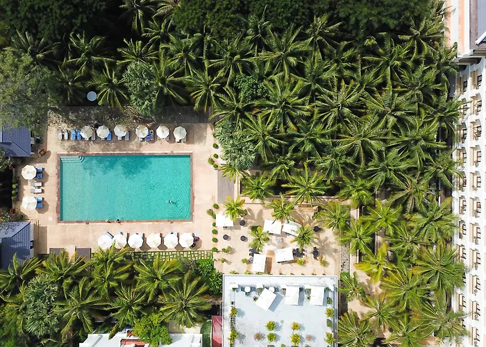 Lotus Blanc Resort 5*
