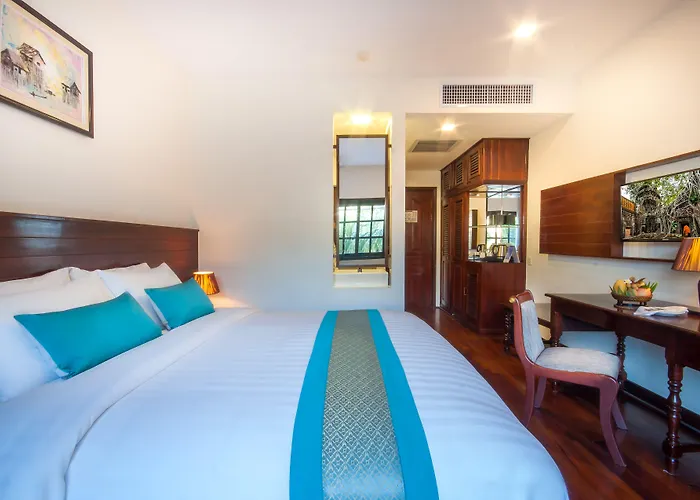 Lotus Blanc Resort 5*