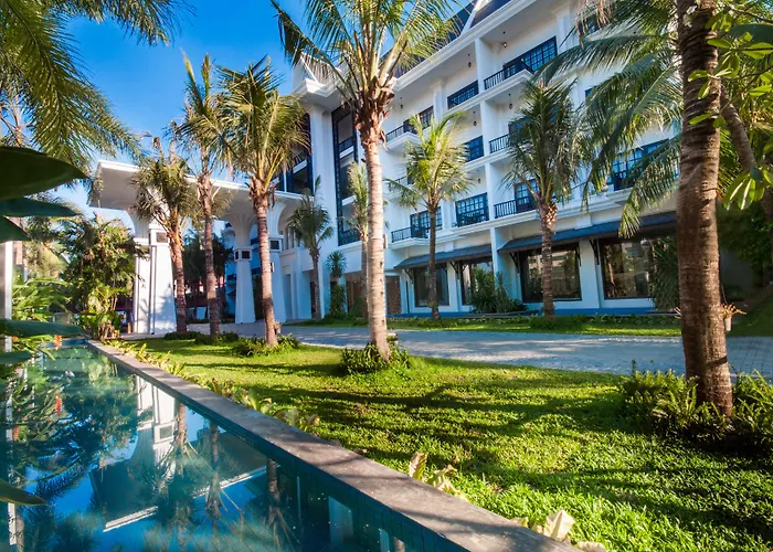 Lotus Blanc Resort